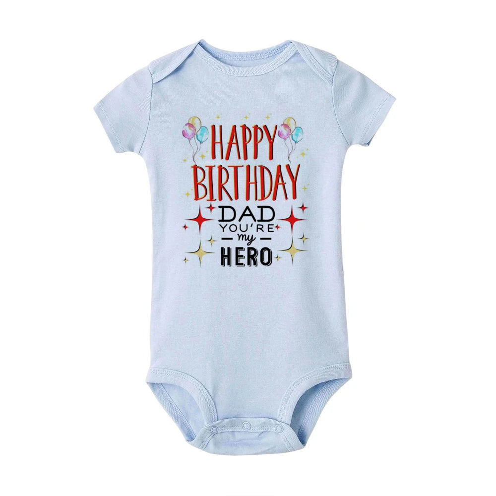 בגד גוף לתינוק Happy Birthday Daddy בעיצוב חגיגי