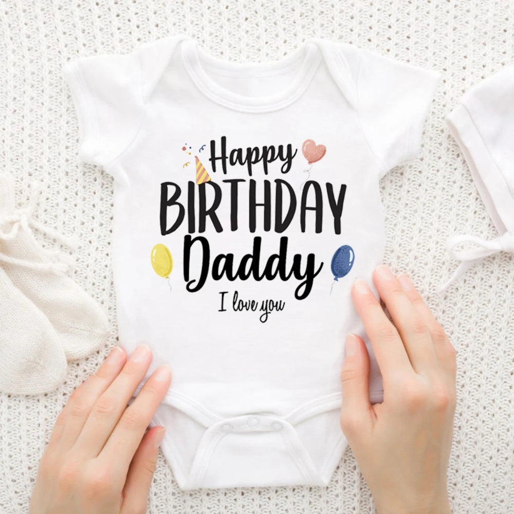 בגד גוף לתינוק Happy Birthday Daddy בעיצוב חגיגי