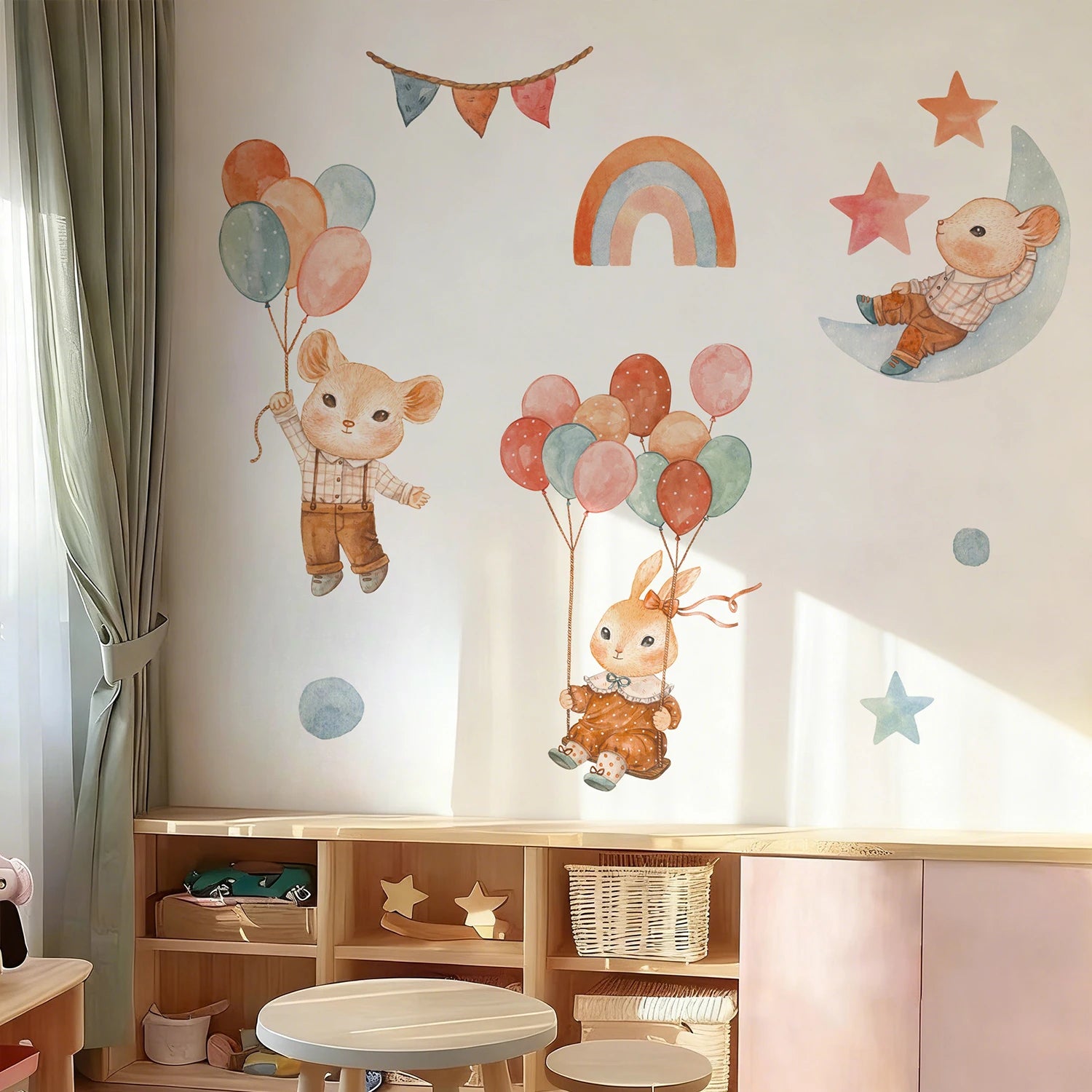 מדבקות קיר מעוצבות לחדר ילדים דמויות מצוירות מדבקה דקורטיבית