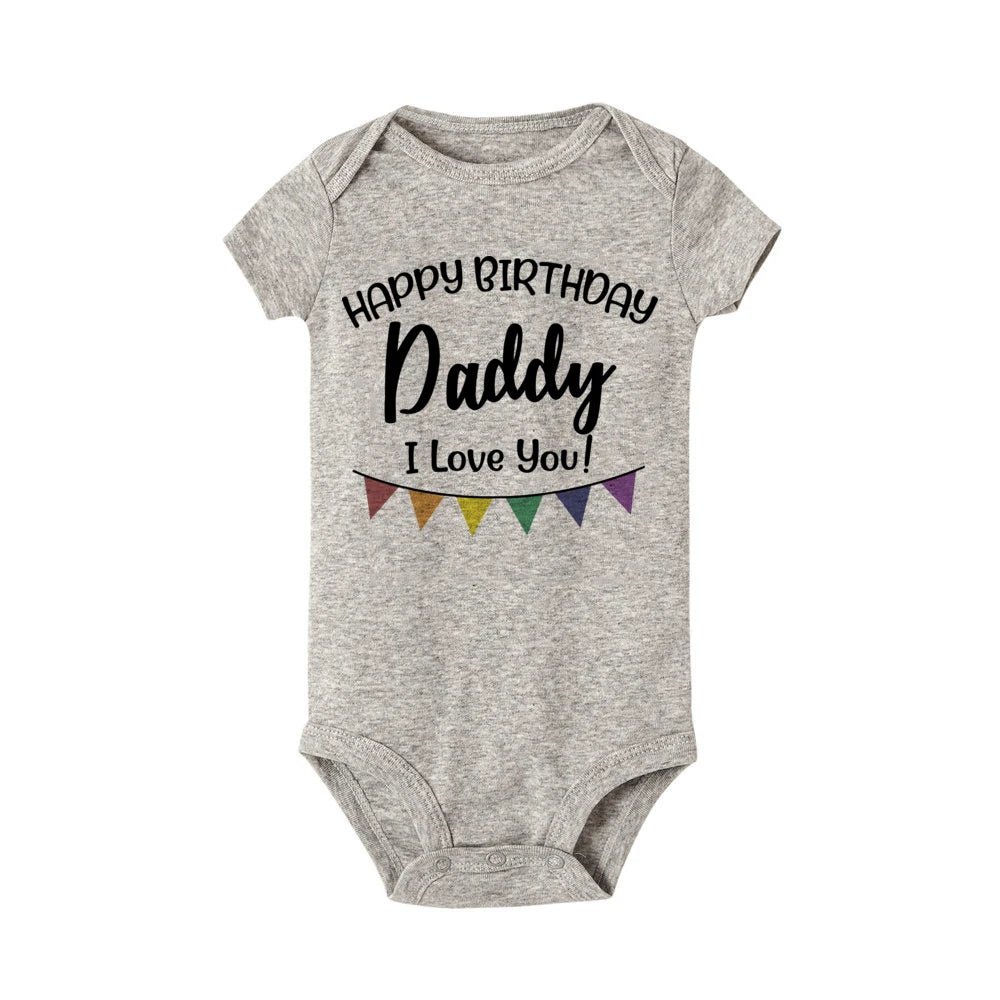 בגד גוף לתינוק Happy Birthday Daddy בעיצוב חגיגי