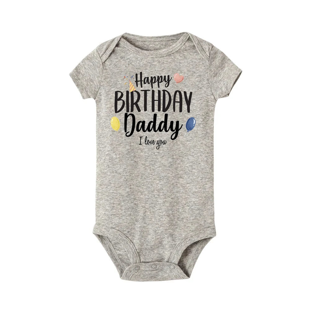 בגד גוף לתינוק Happy Birthday Daddy בעיצוב חגיגי