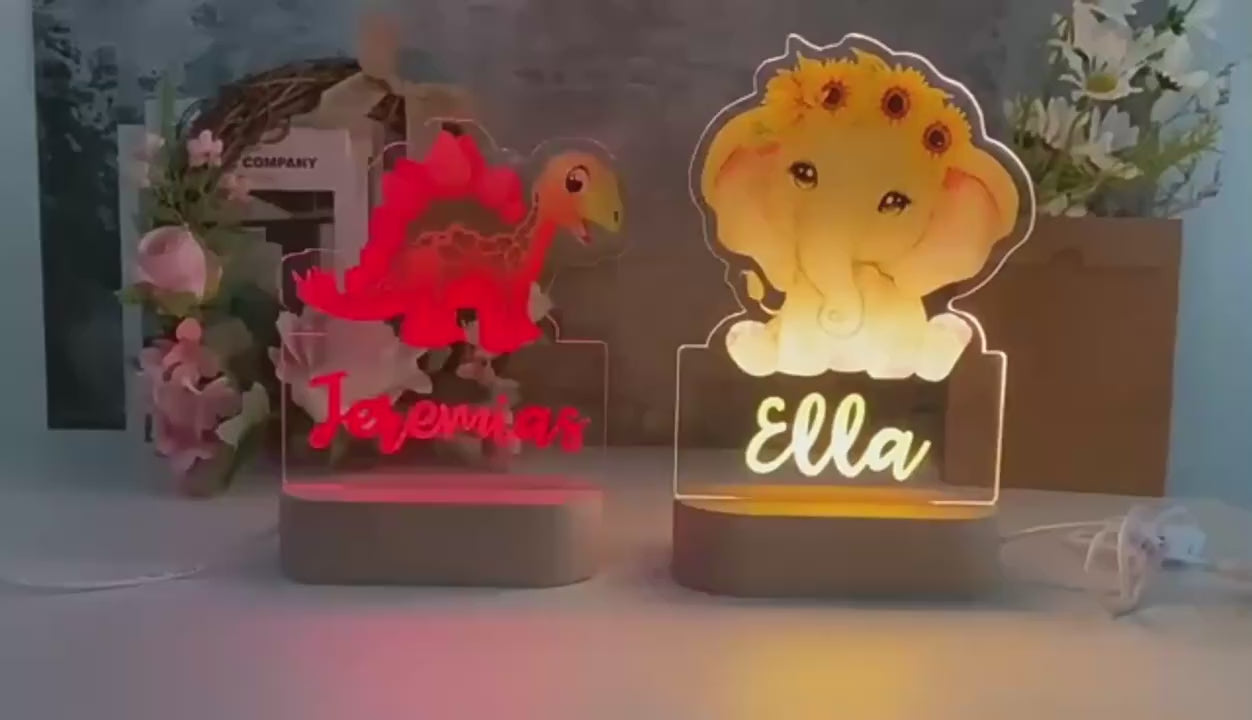 מנורת לילה אישית מעוצבת לחדר ילדים מעץ ואקריליק